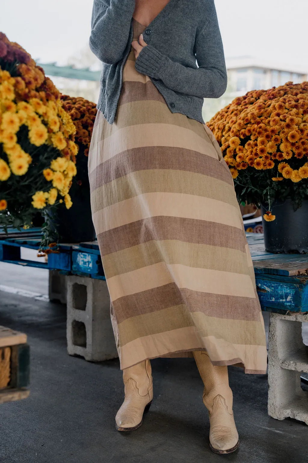 Alpaca Robbi Cardigan Sweater in Grey - Pre-Order 2/30