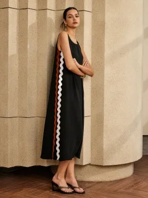 Contrast Trim Split Sleeveless Dress