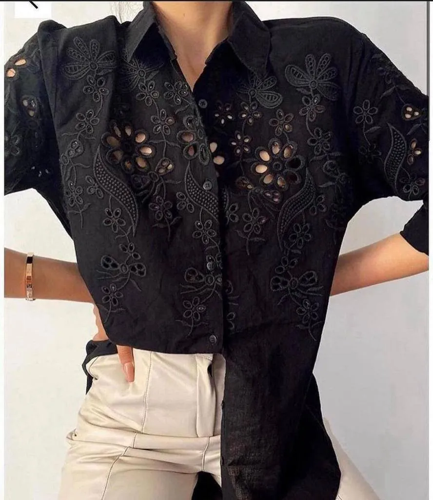 EmbroideRed chic  shirt