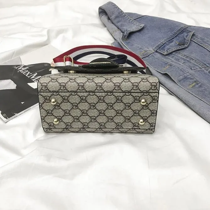 Fashion trendy Handbag