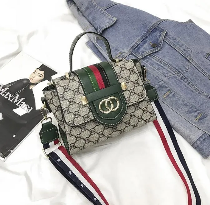 Fashion trendy Handbag