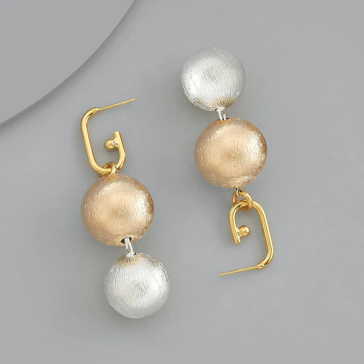 Trendy Earring 171686
